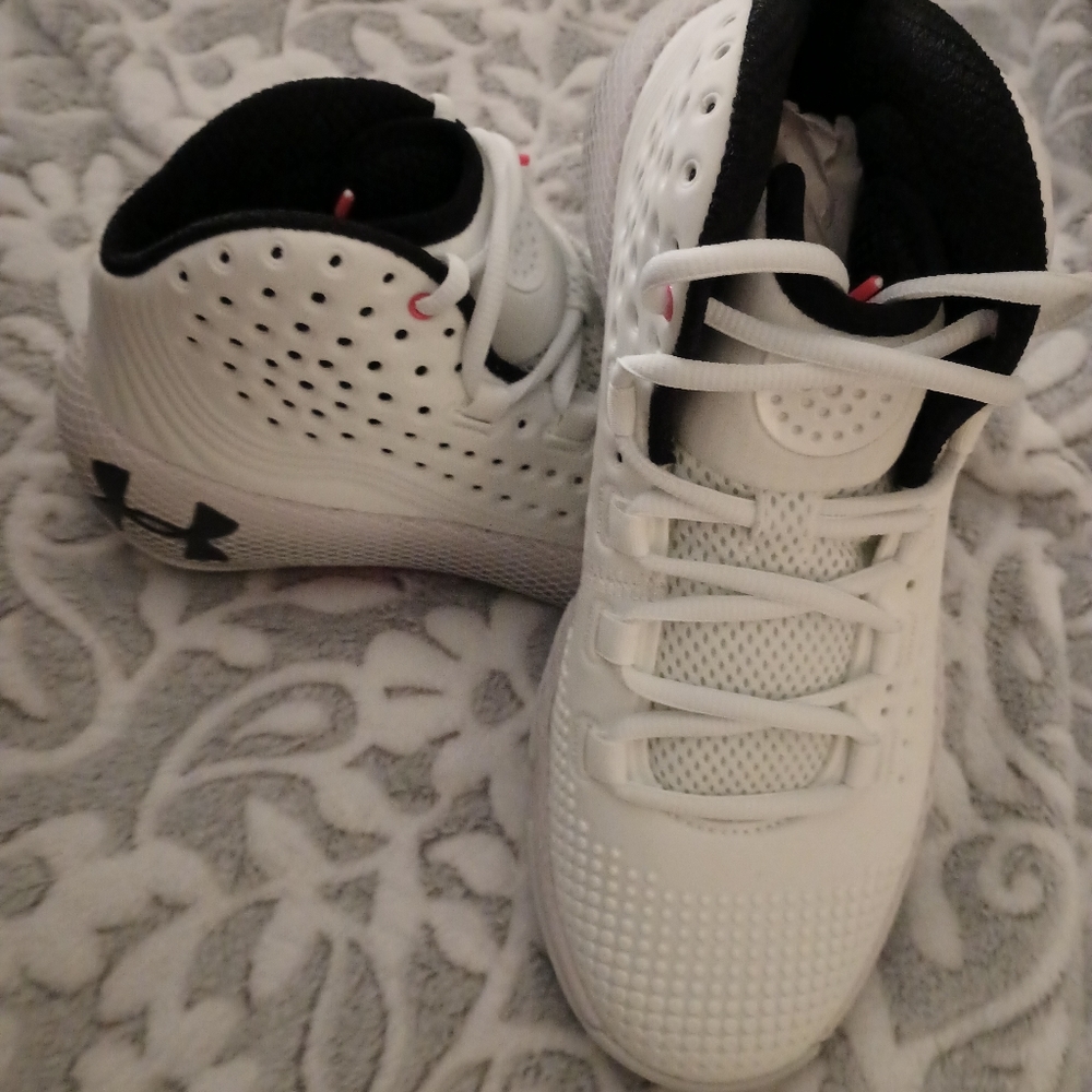 Under Armour Hovr Havoc 2 Basketball Shoes